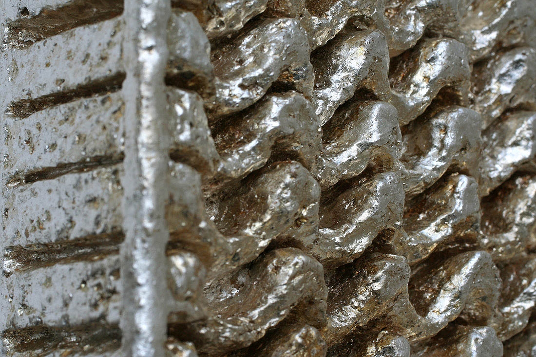 Repetitionen in Silber (Detail)