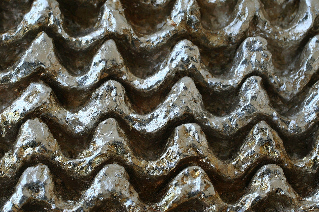 Repetitions in silver (Detail)