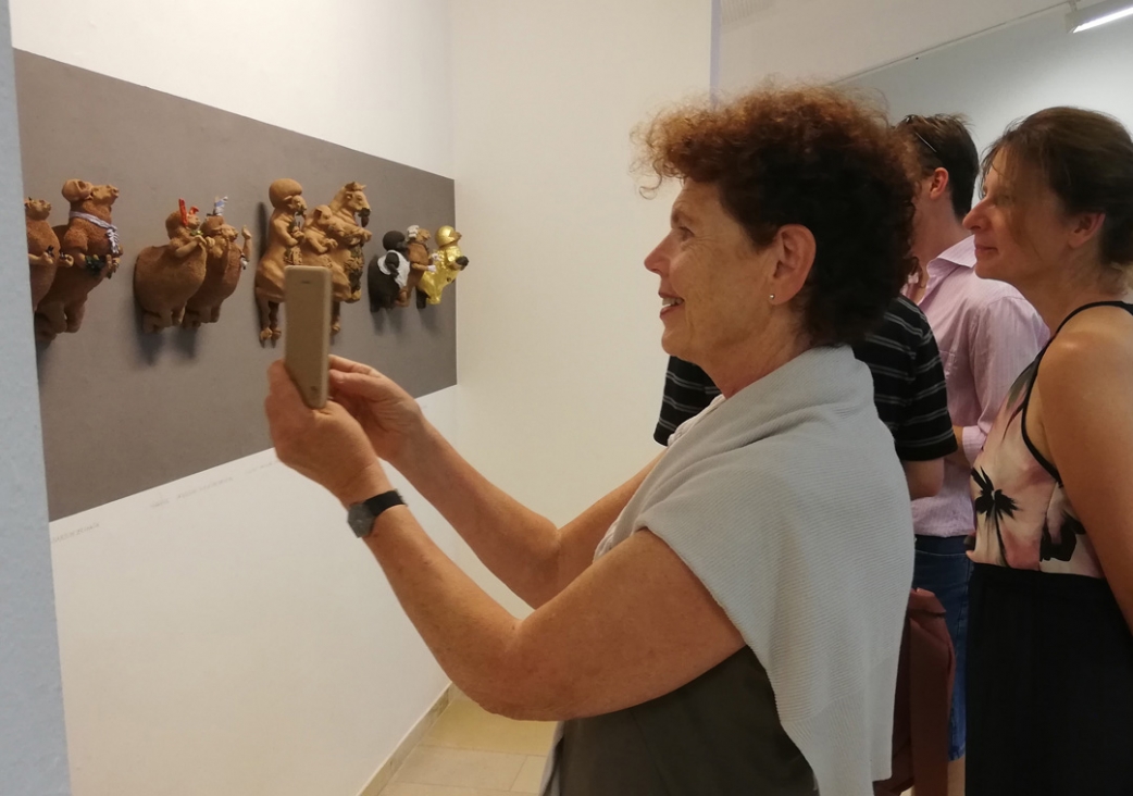 Sheep Universe, Teil der Ausstellung "GARDEN OF CLAY"