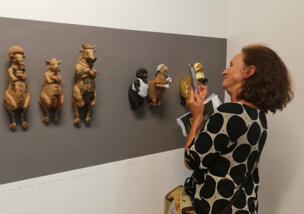 Sheep Universe, Teil der Ausstellung "GARDEN OF CLAY"
