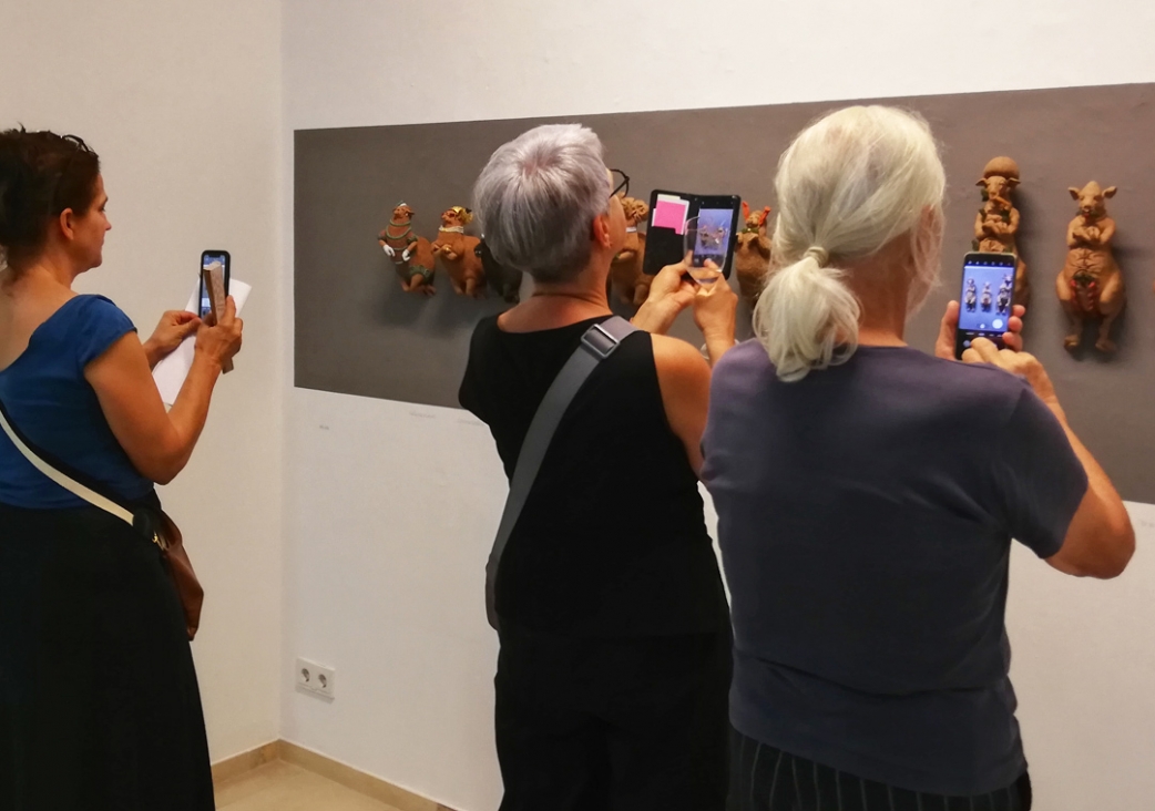 Sheep Universe, Teil der Ausstellung "GARDEN OF CLAY"